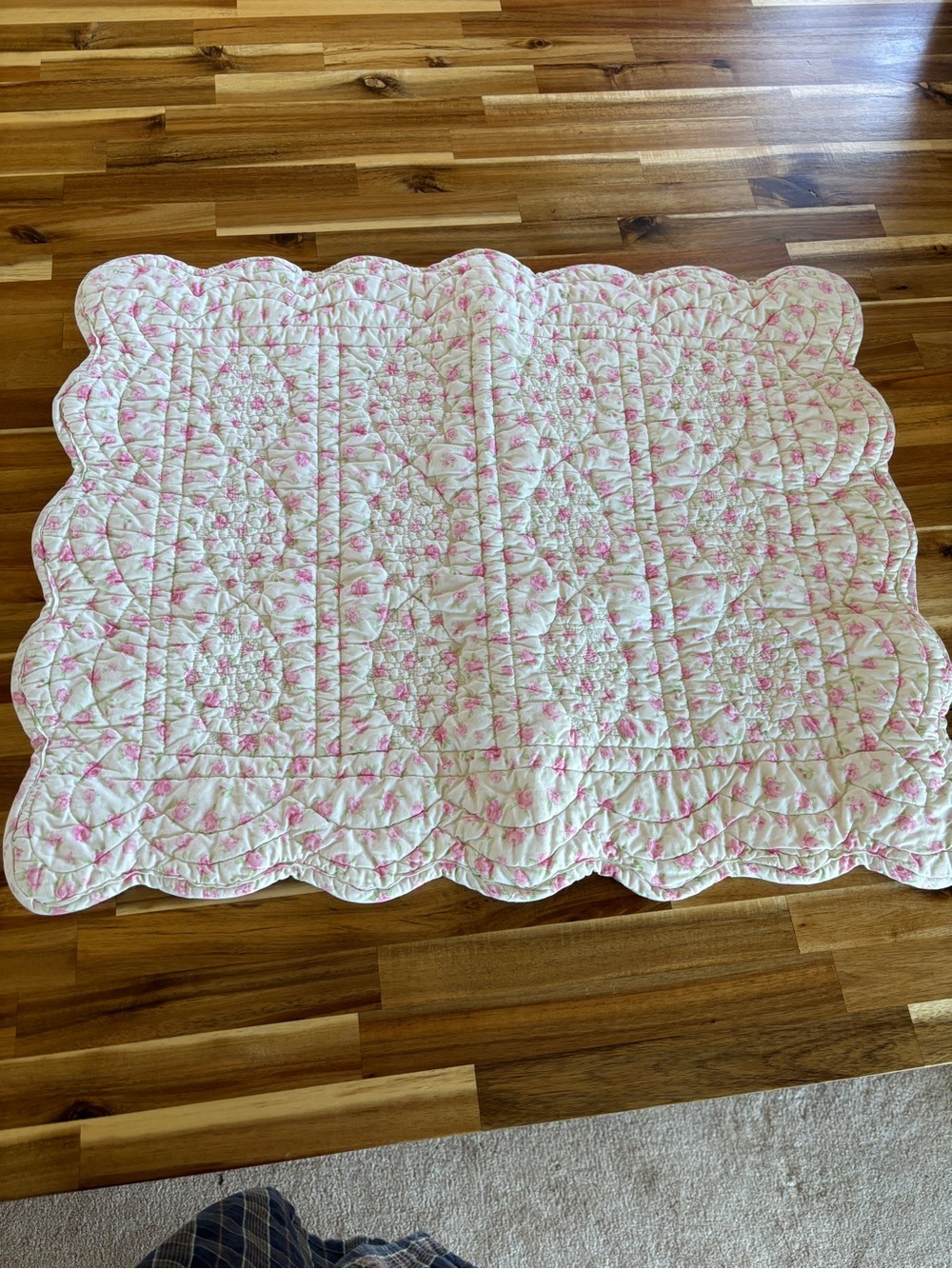 Vintage Pottery Barn Kids Quilted Pink & White Floral Scalloped Pillowcase Sham